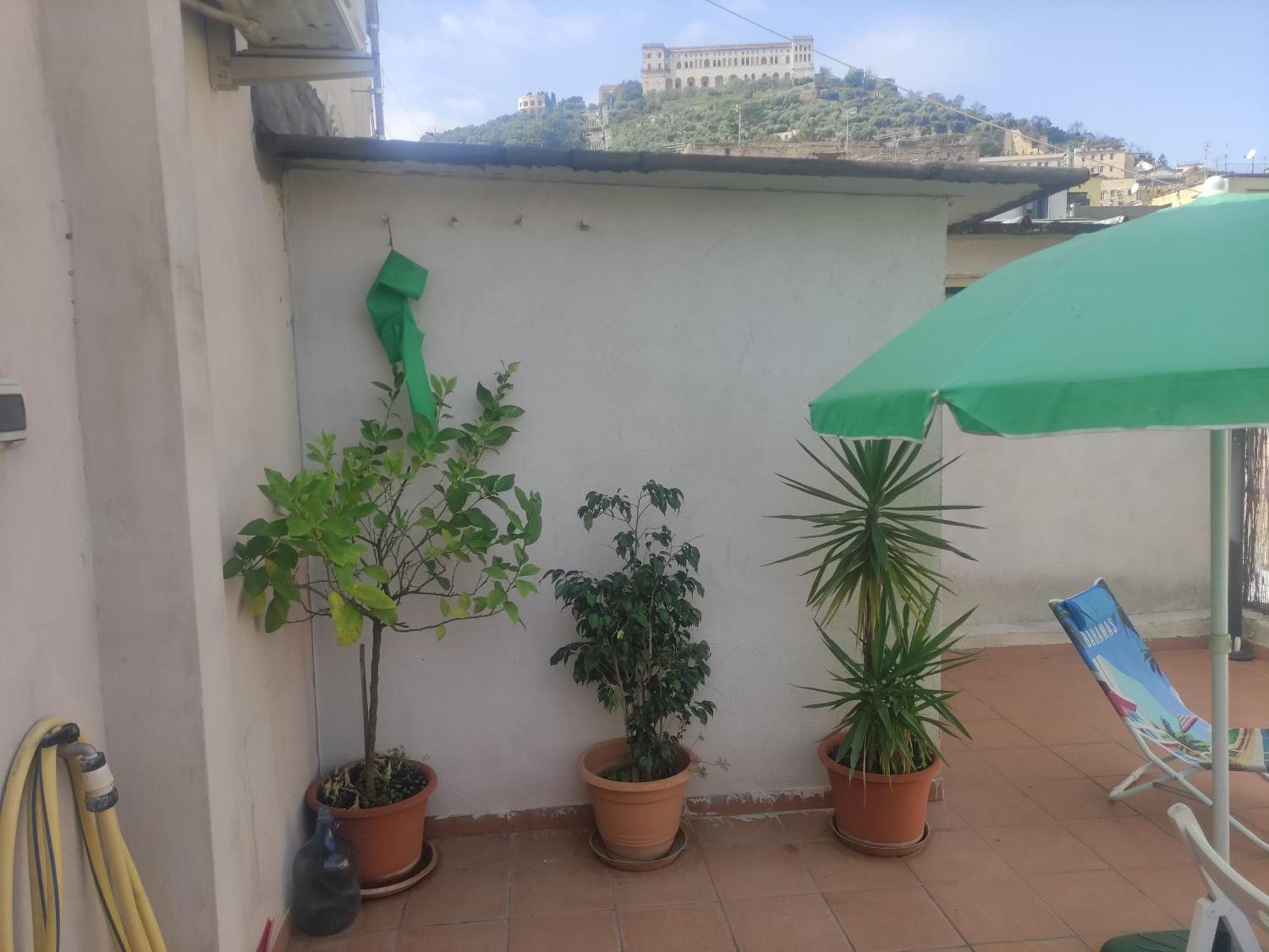 Vacanzella Casa Vacanza In Centro Con Terrazzo Appartement Napels